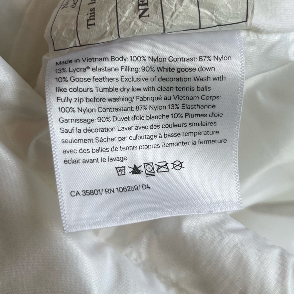 Lululemon Down For A Run Vest II - Picture 9 of 11